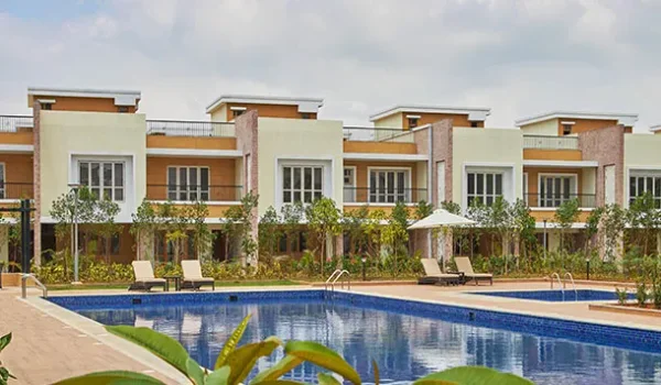 Featured Image of Prestige Woodside Gallery 1